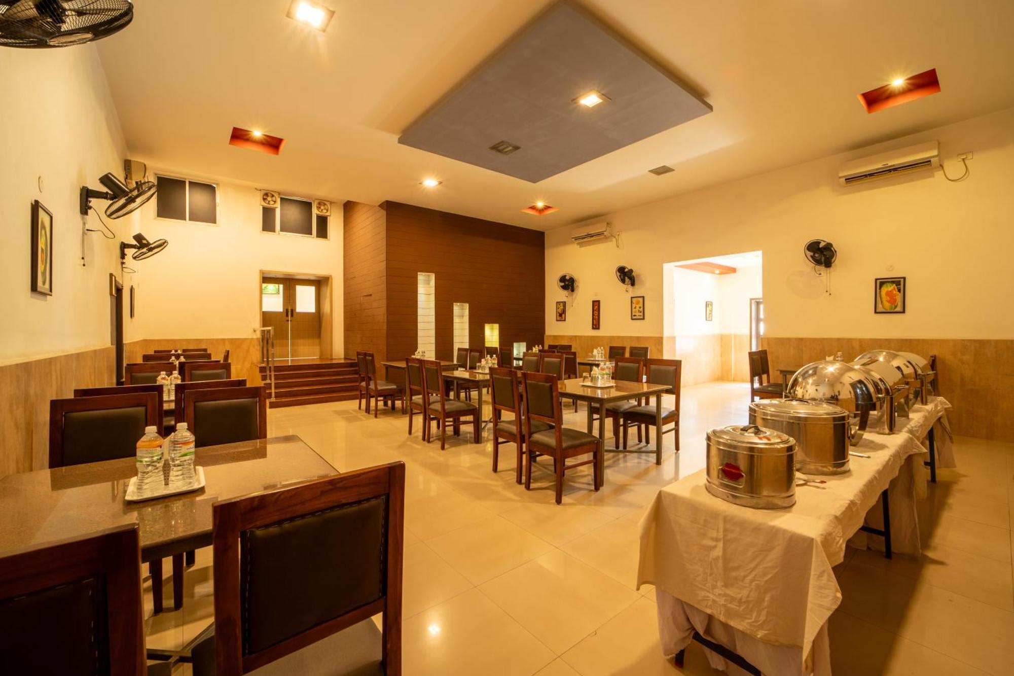 Yagappa Residency Hotel Tandzsávúr Kültér fotó